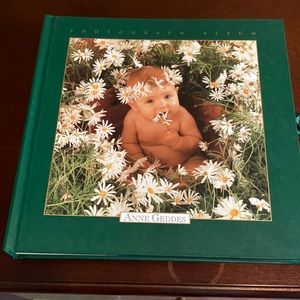 Anne Geddes photo album